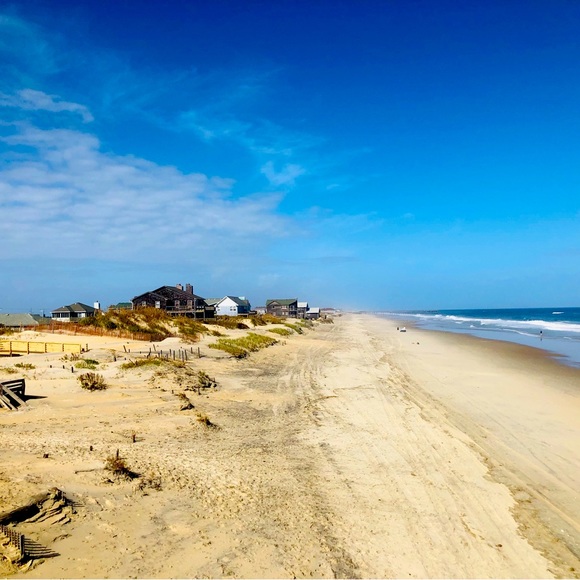 POSH AMBASSADOR!! ๐ฅณ - Picture 1 of 1